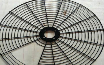 粗絲大直徑的風(fēng)機防護(hù)網(wǎng)罩如何制作